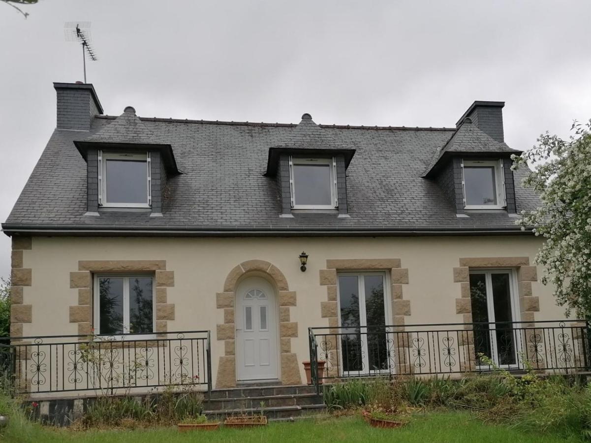 Maison Plélauff Extérieur photo