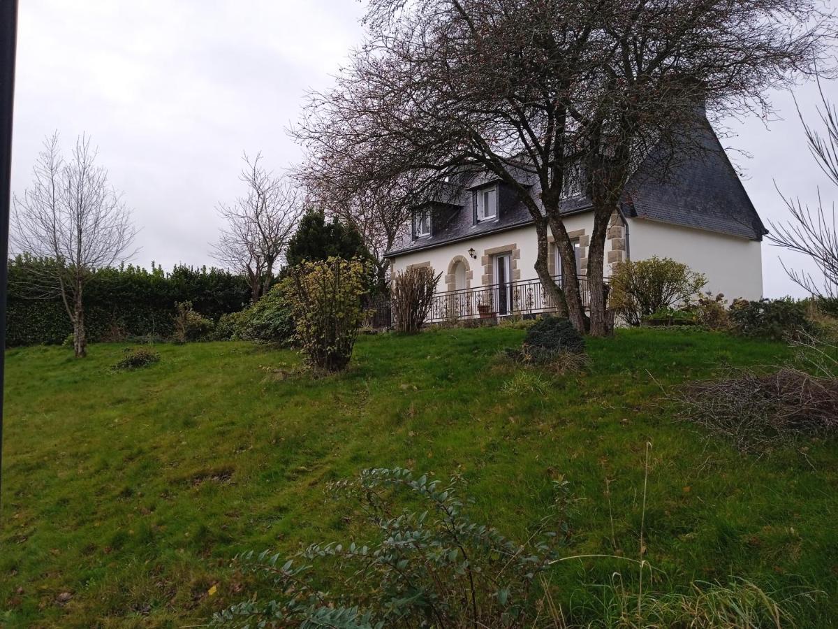 Maison Plélauff Extérieur photo